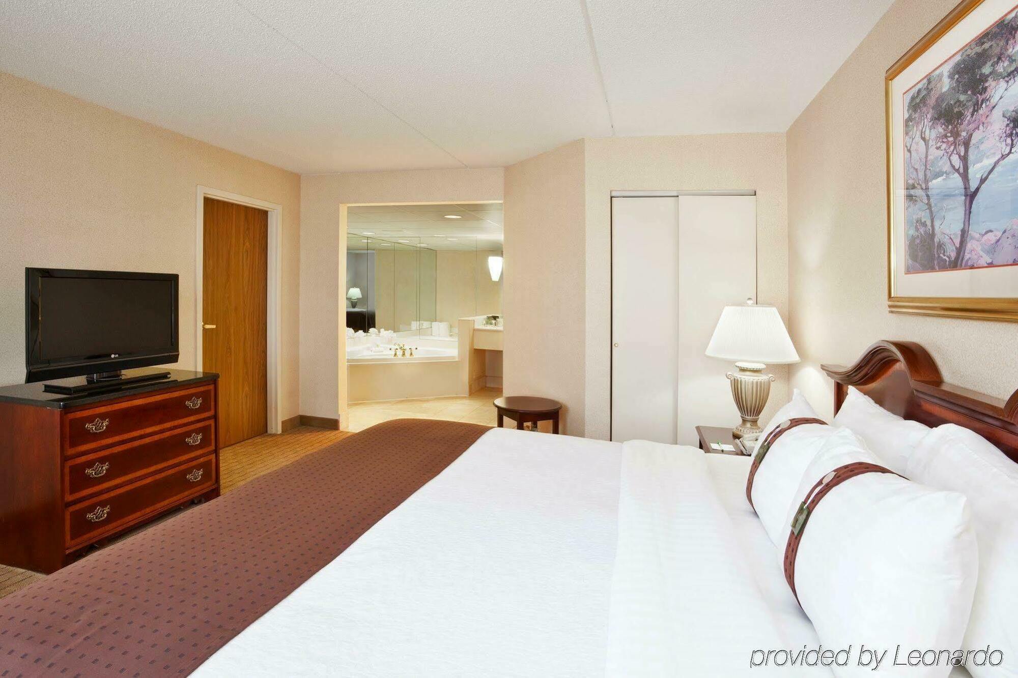 Holiday Inn Youngstown-South - Boardman By Ihg Oda fotoğraf